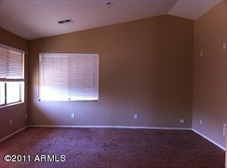 3rd image of 35 W Holstein Trl