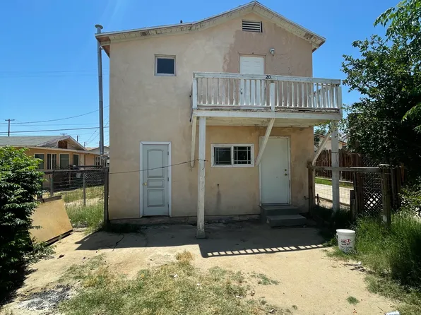 209 Philippine St #A, Taft, CA 93268