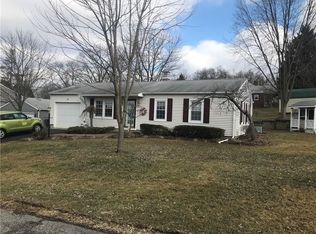 909 Cadet St, New Castle, PA 16101