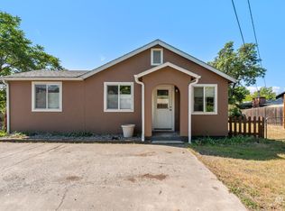 1377 1/2 Poplar St, Clarkston, WA 99403