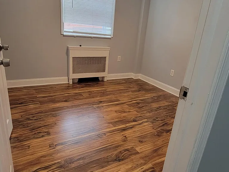 7535 Thouron Ave #5 — Photo 2