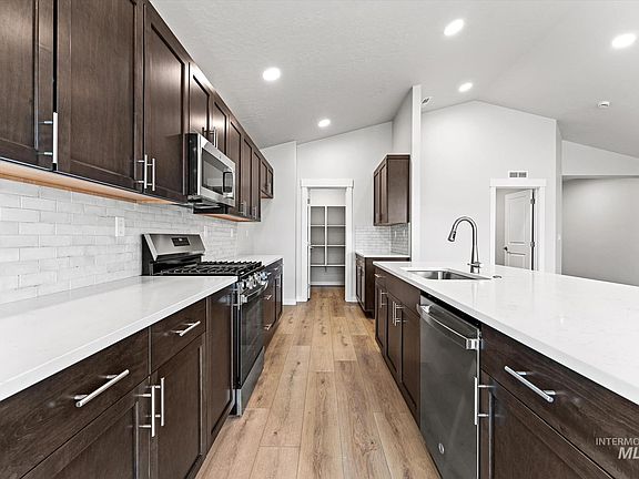 4th image of 5621 E Lekeitio Village Drive Block #5-lot 40