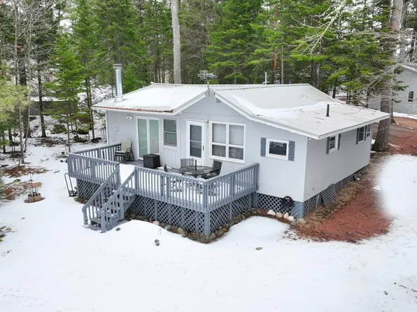 24290 Justice Ln, Watersmeet, MI 49969