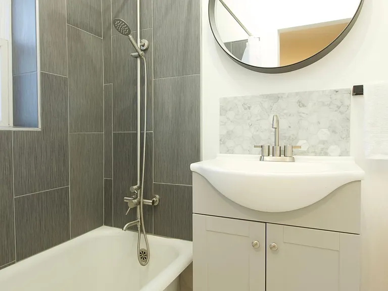 417 S Madison Ave #E — Photo 11