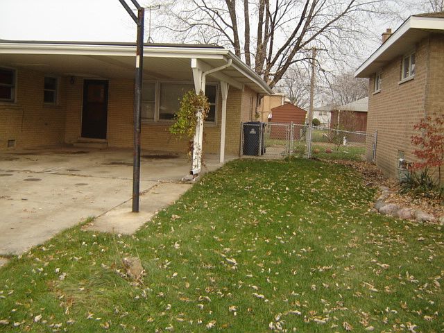 2nd image of 8117 Odell Ave