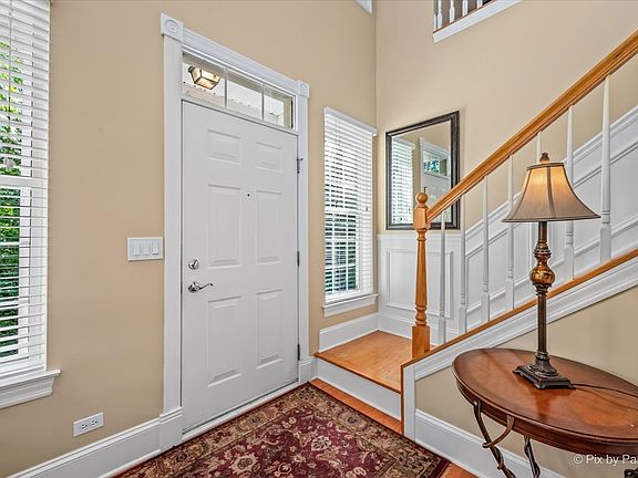 3rd image of 131 Katrina Ln