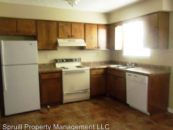 4th image of 118 Logan Dr #A