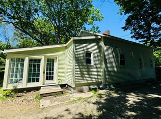 19 Huntington Rd, Scotland, CT 06264