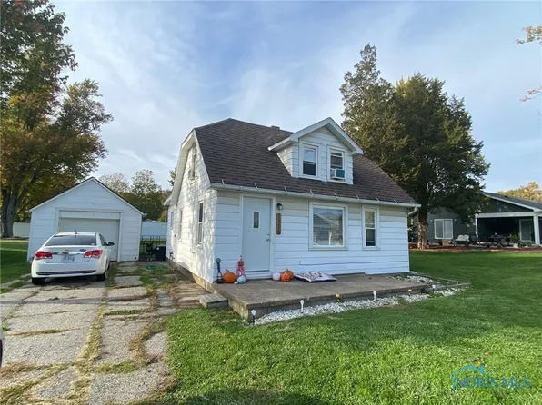 1116 Sycamore Dr, Napoleon, OH 43545