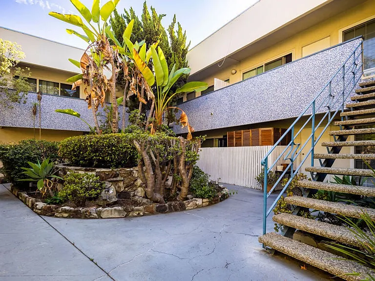 7718 Paseo Del Rey — Photo 17