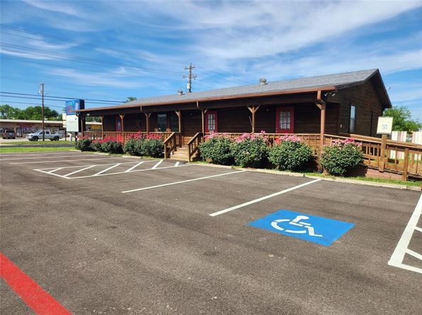 711 W State Highway 276