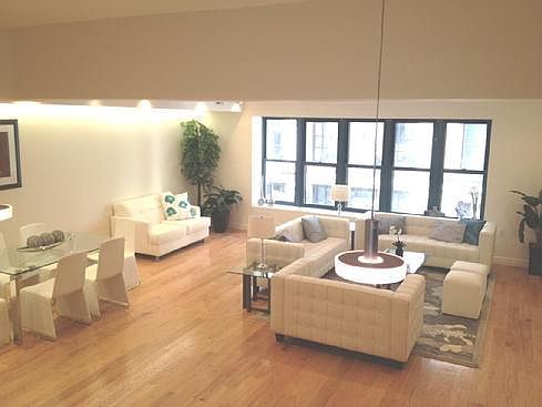1st image of 14 E 17th St APT 4