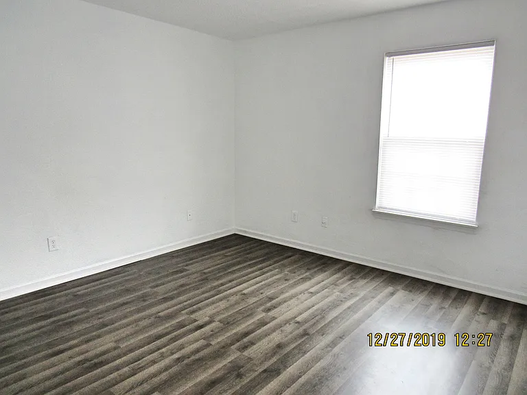 11347 Roundwood Ct — Photo 12