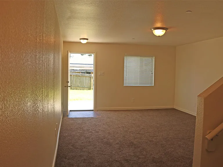 10535 Mills Rd #3B — Photo 8