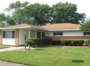 352 Winona St, Park Forest, IL