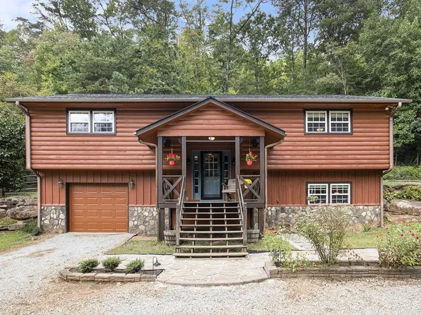 582 Polly Gap Rd, Clayton, GA 30525