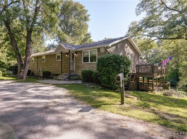 3513 Railroad Dr, Greenville, OH 45331