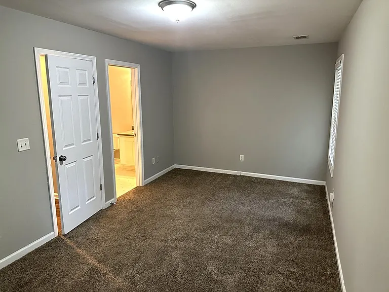7040 Biltmore Trce — Photo 23