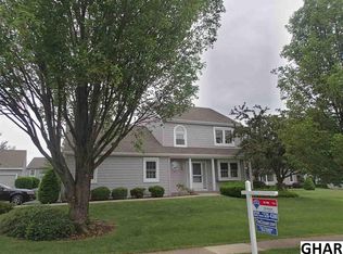 1081 Hillview Ln, Hershey, PA 17033