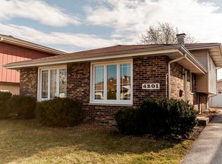 4201 W Prairie Dr, Alsip, IL 60803