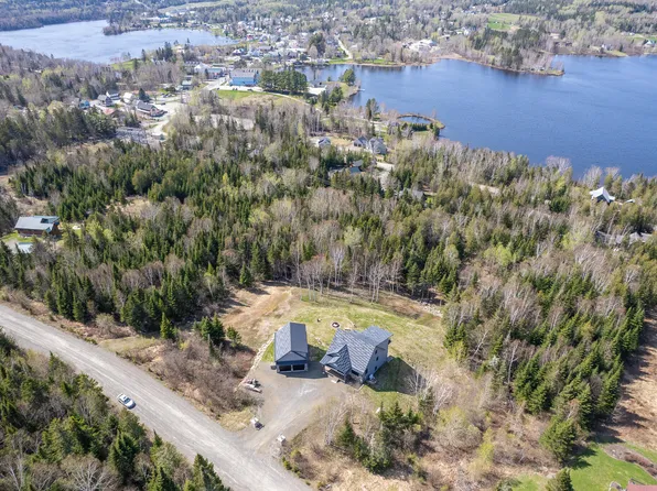 40 Spring Road, Rangeley, ME 04970