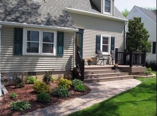 N8877 Lakeshore Dr, Van Dyne, WI 54979