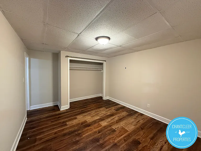 1729 Gyro Dr #B — Photo 10