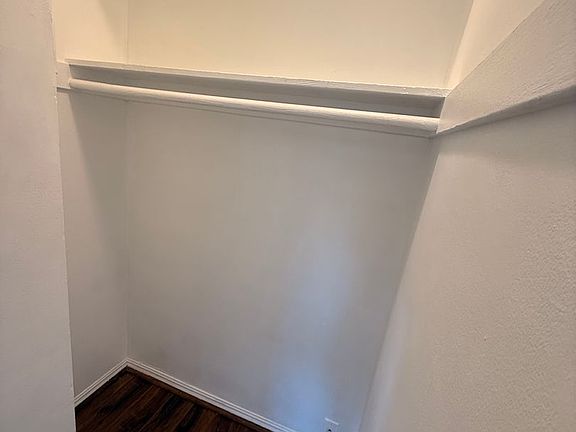 4th image of 1023 S Osage Ave APT 18