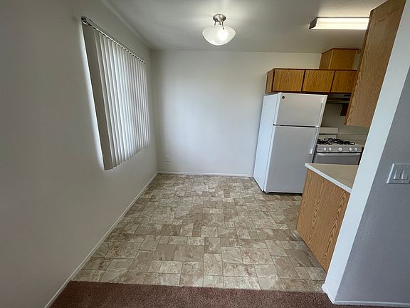 5th image of 4114 Camino De La Plz #18H