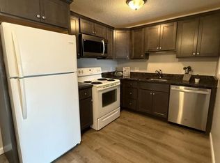 305 Newton St, Fall River, MA 02721