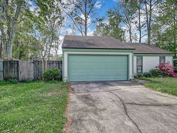 3rd image of 6820 Coralberry Ln N