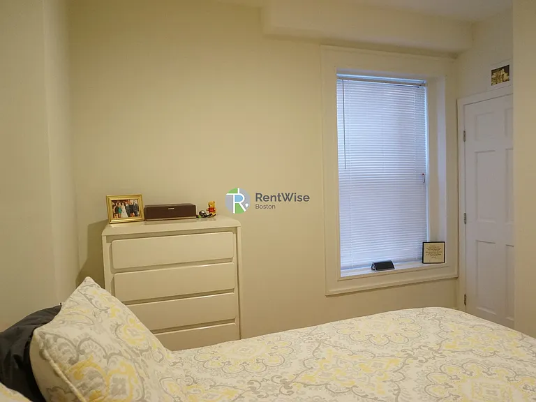10 Brainerd Rd #18 — Photo 14
