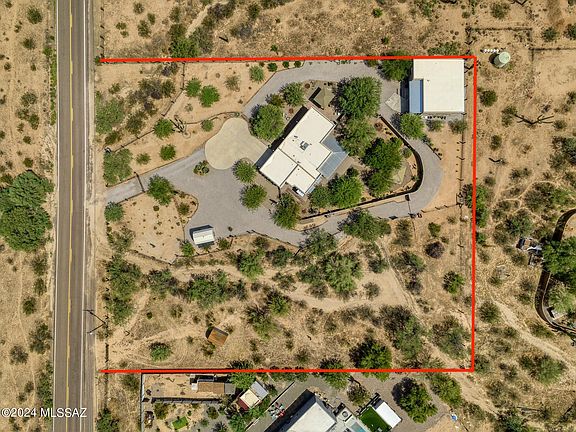 5th image of 37125 S Estancia Dr