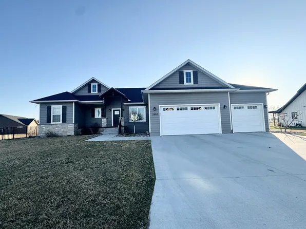 2802 Wood Duck Trl, Brookings, SD 57006
