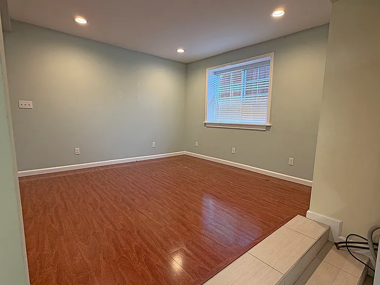 2539 Grande Vista Ave #2 — Photo 4