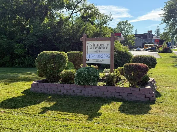 15 Kimberly Ln, Mexico, NY 13114