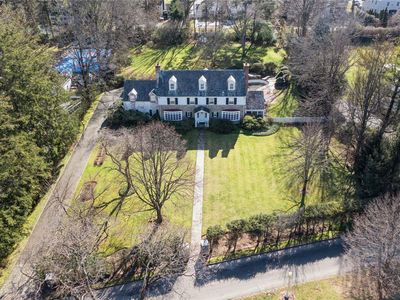118 Windsor Gate, Great Neck, NY, 11020