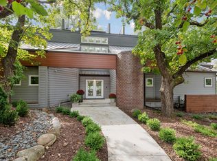 7000 Edgebrook Pl, Eden Prairie, MN 55346