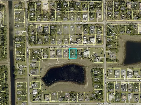 726 Chavers St, Lehigh Acres, FL 33974