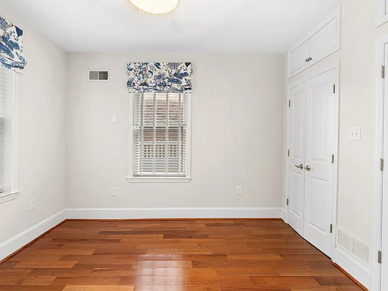 621 Pine St #1 — Photo 23