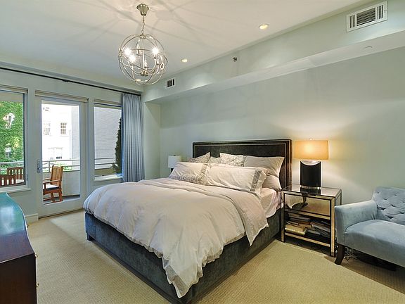 5th image of 204-206 E 73rd St #3W