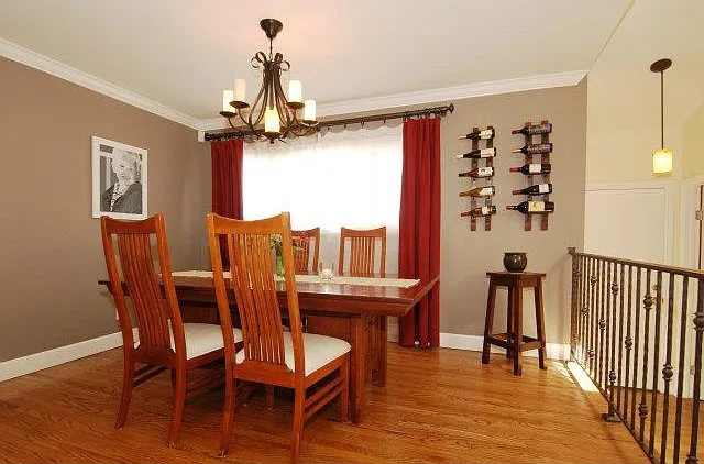 1063 Connecticut Dr — Photo 4
