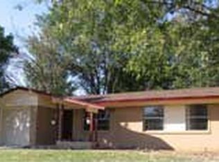 1819 School Rd, Carrollton, TX 75006