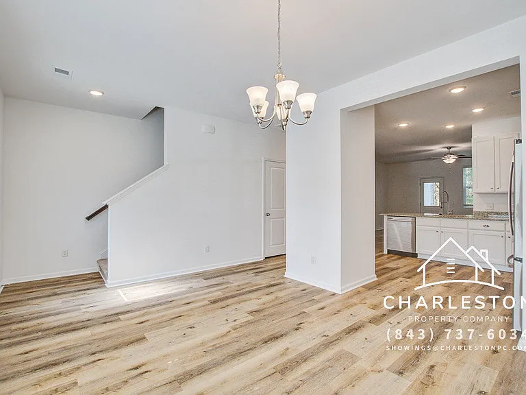 200 Woodward Rd — Photo 3