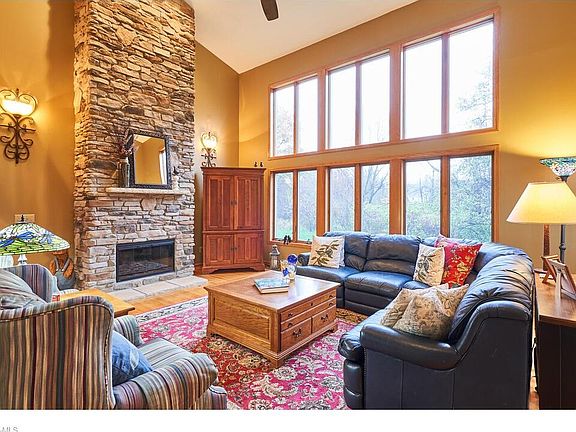 5th image of 2601 Twin Creeks Dr