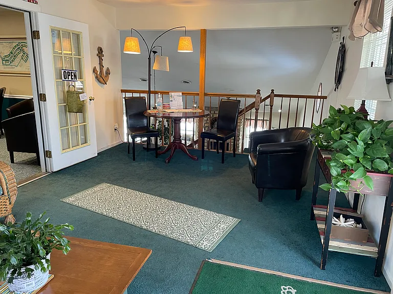 Lees Crossing Apartments — Photo 13