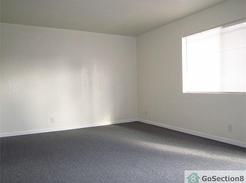 2nd image of 1432 50th Ave #3