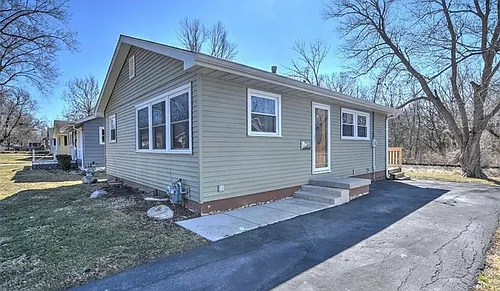 19 Kaydon Dr Photo 1