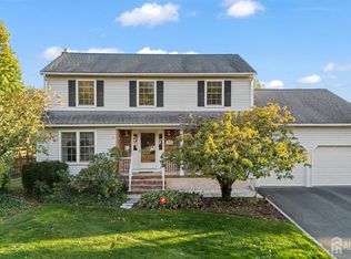 132 Harris Ave, Middlesex, NJ 08846