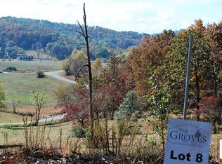 8 Jack Groves Ln, Hayesville, NC 28904